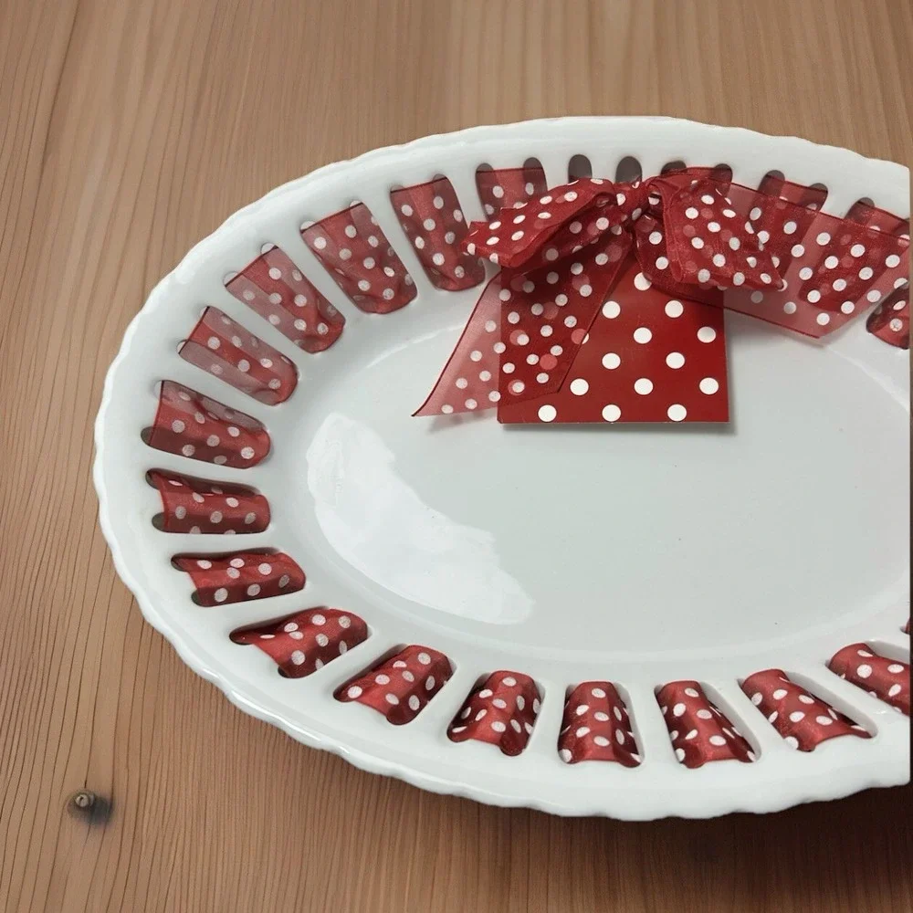 Reflections I Godinger & Co White Oval Serving Dish Red Polka Dot Ribbon Antique